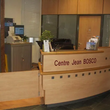 Centre Jean Bosco 5* ליון